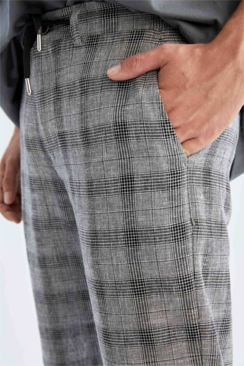 Erkek Siyah Regular Fıt Pantolon