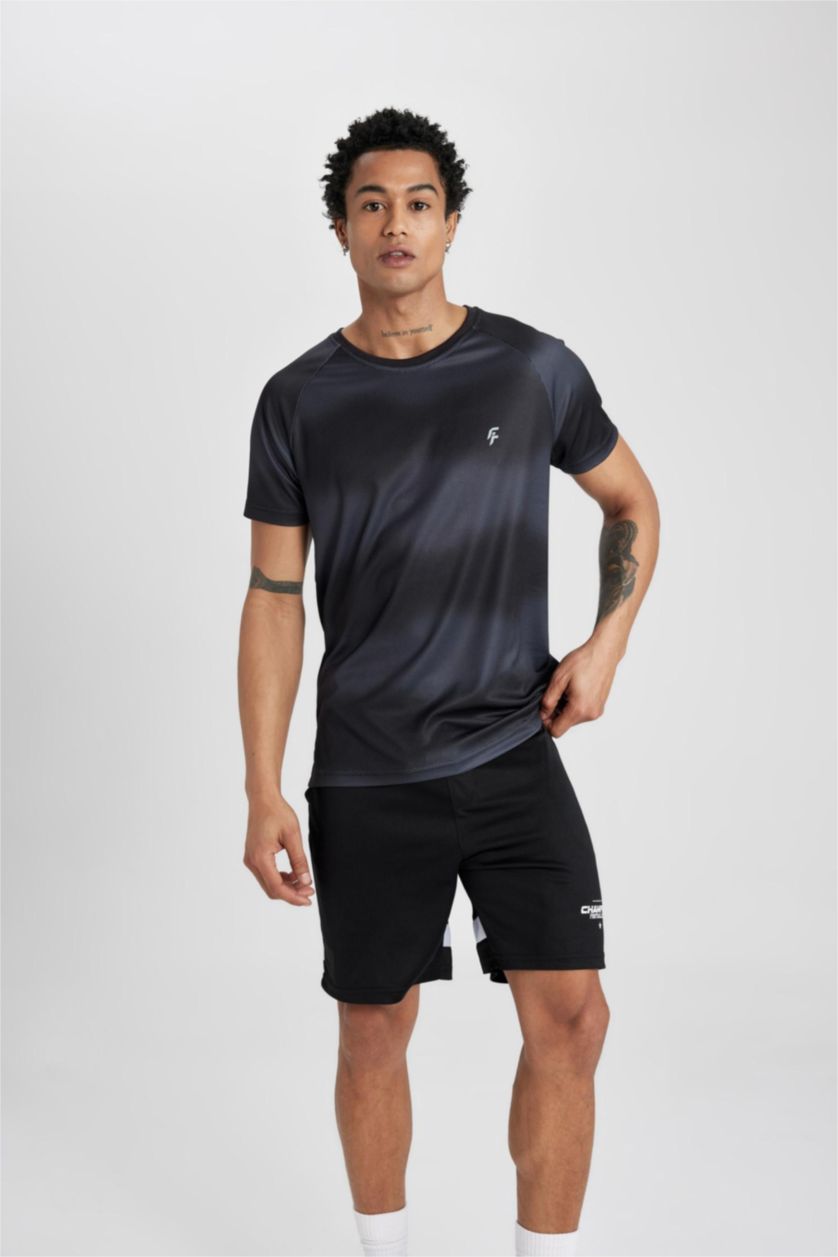 Erkek Siyah DeFactoFit Slim Fit Dar Kesim Bisiklet Yaka Sporcu Kısa Kollu Siyah Tişört