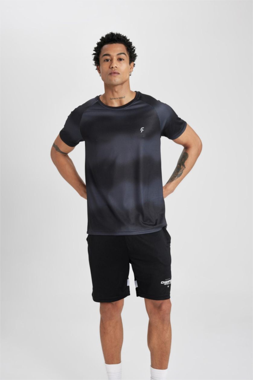 Erkek Siyah DeFactoFit Slim Fit Dar Kesim Bisiklet Yaka Sporcu Kısa Kollu Siyah Tişört