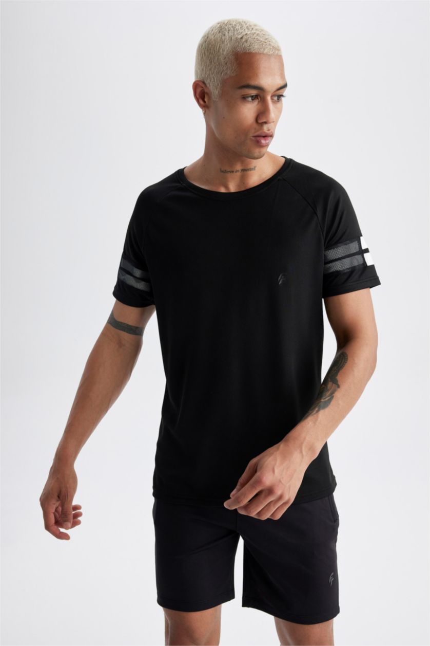 رجالي أسود Slim Fit Short Sleeve T-Shirt