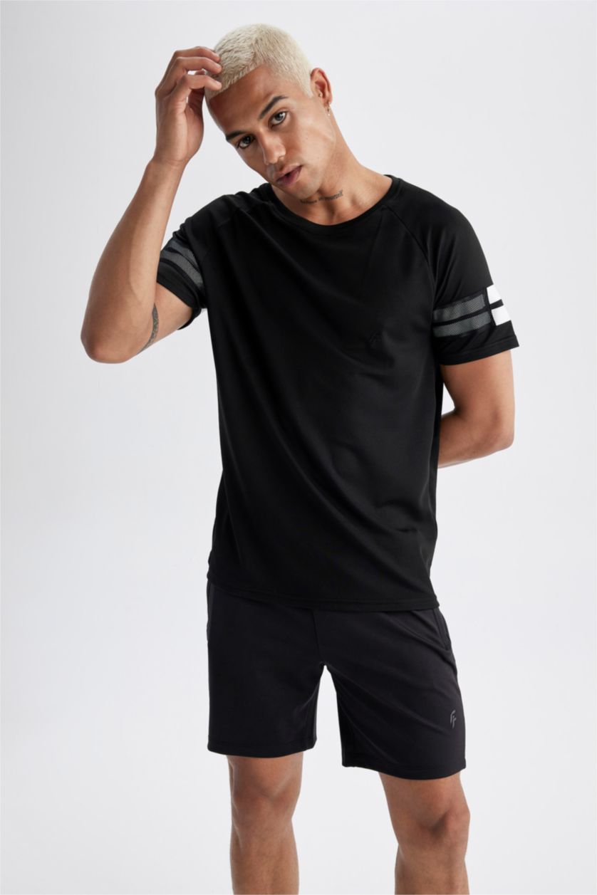 رجالي أسود Slim Fit Short Sleeve T-Shirt