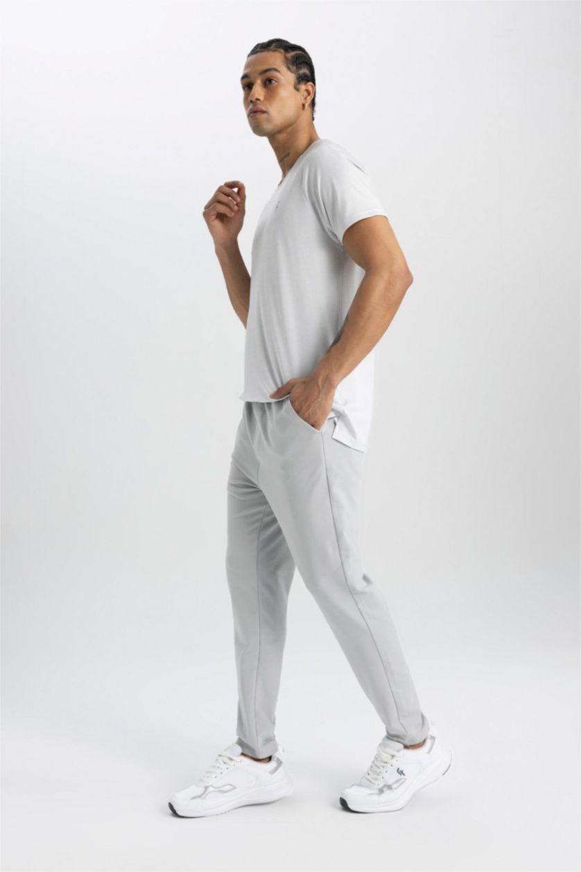 Ерлер Ашық сұр слим пішімі стандарт етек Джоггер