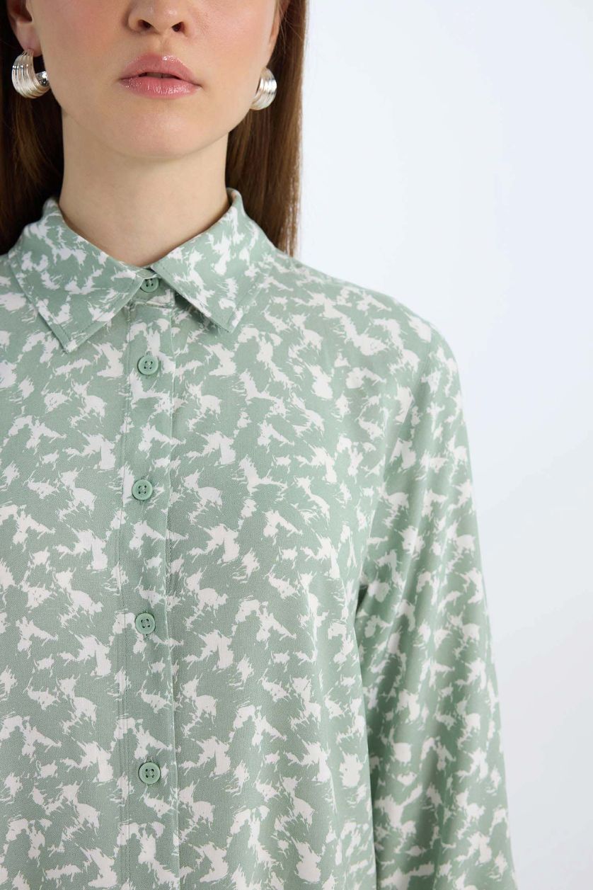 Woman Light Green Regular Fit Shirt Collar Animal Long Sleeve Tunic