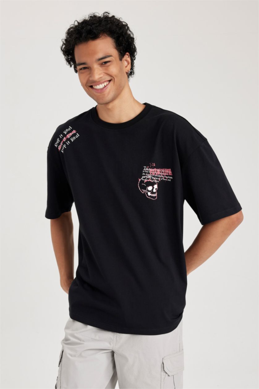 رجال أسود تي شيرت مطبوع اوفر سايز بياقة مستديرة