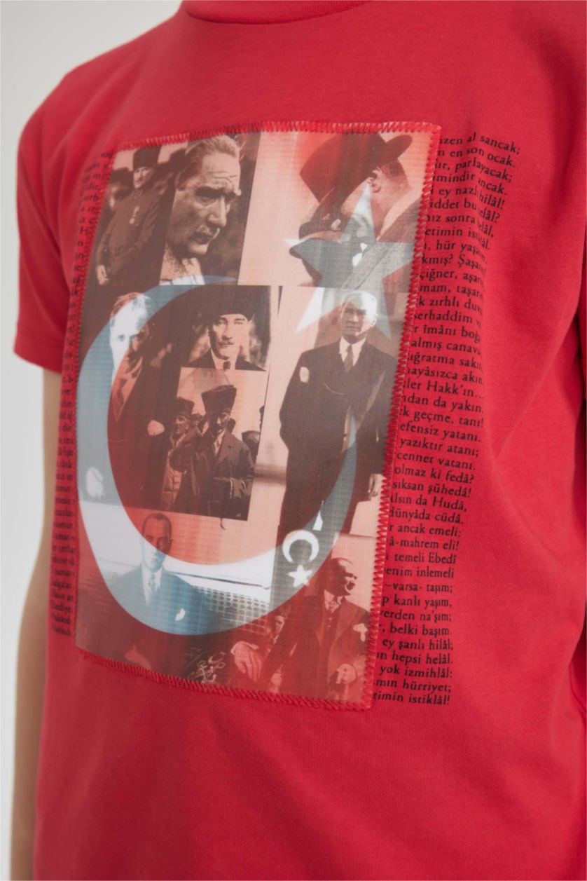 Erkek Çocuk - Genç Erkek Kırmızı Erkek Çocuk Bayrak Baskılı Kısa Kollu Kırmızı Tişört