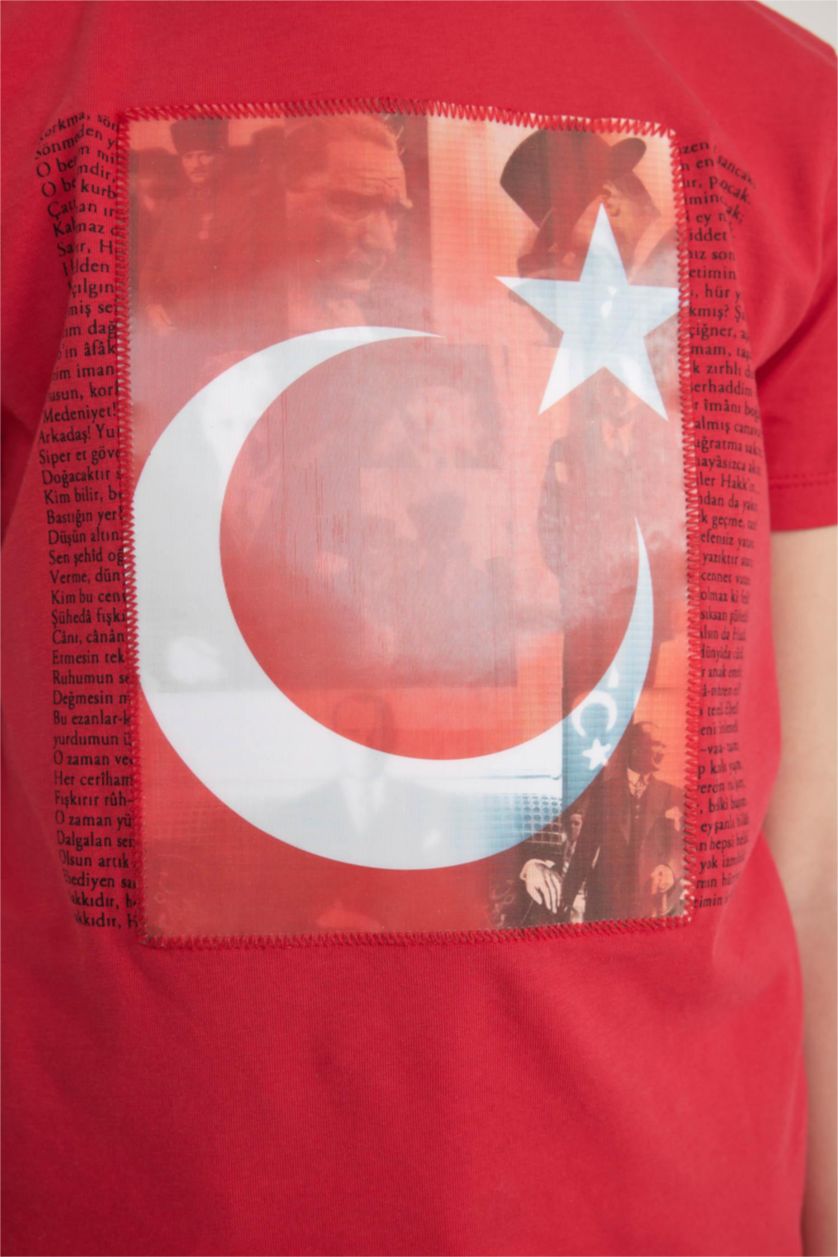 Erkek Çocuk - Genç Erkek Kırmızı Erkek Çocuk Bayrak Baskılı Kısa Kollu Kırmızı Tişört