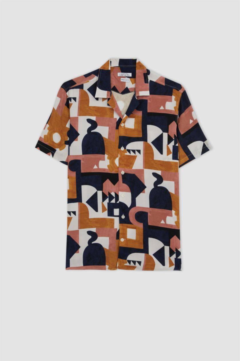 رجال خمري فاتح قميص قصة عادية وياقة جاكيت