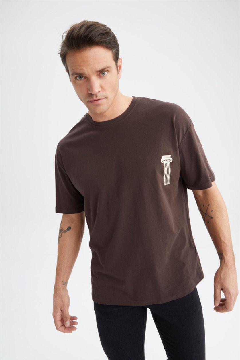 رجالي بني Oversize Fit Short Sleeve T-Shirt