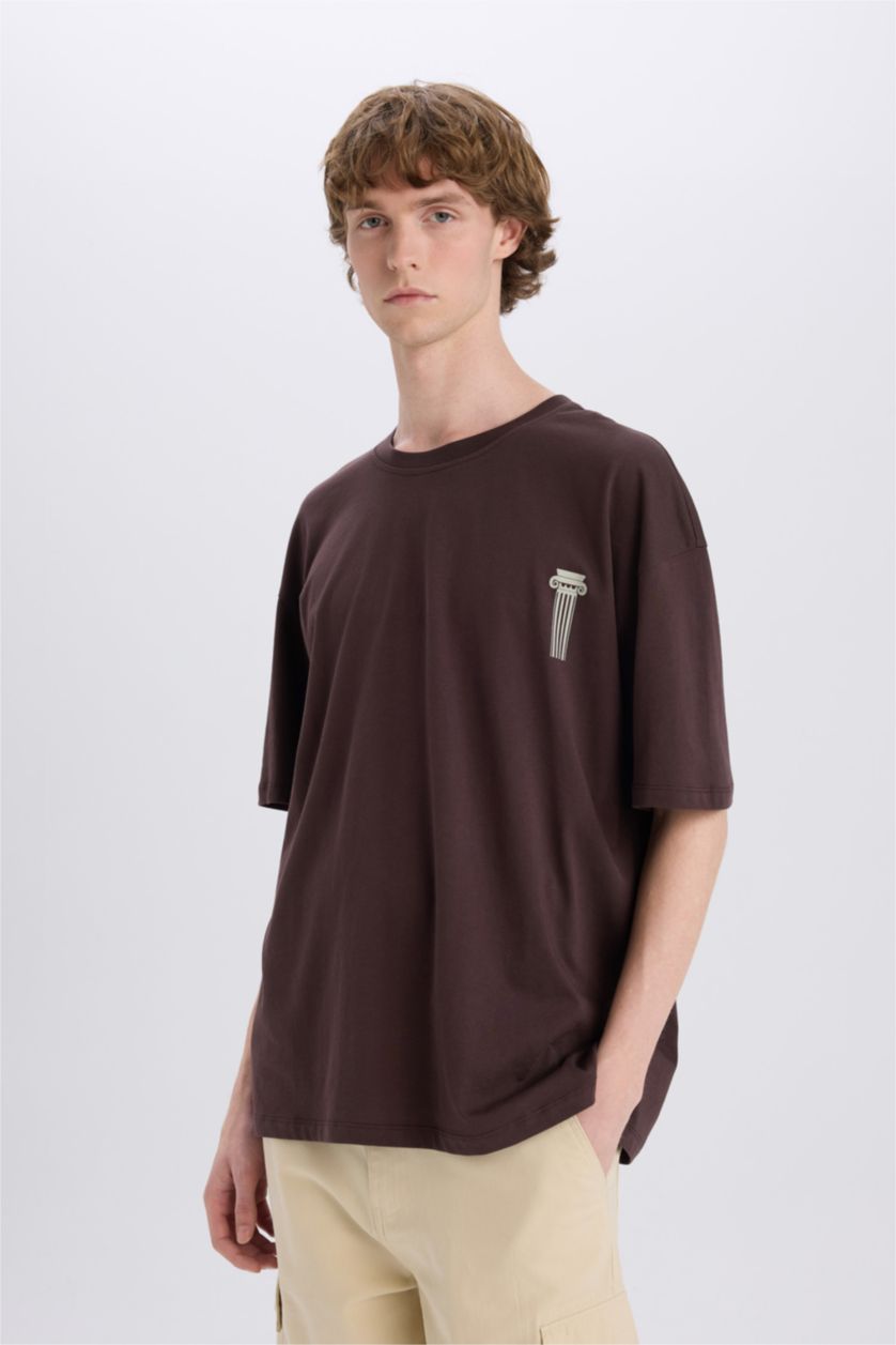 رجالي بني تيشيرت قطن نص كم اوفر سايز برقبة مستديرة بطبعة من الخلف