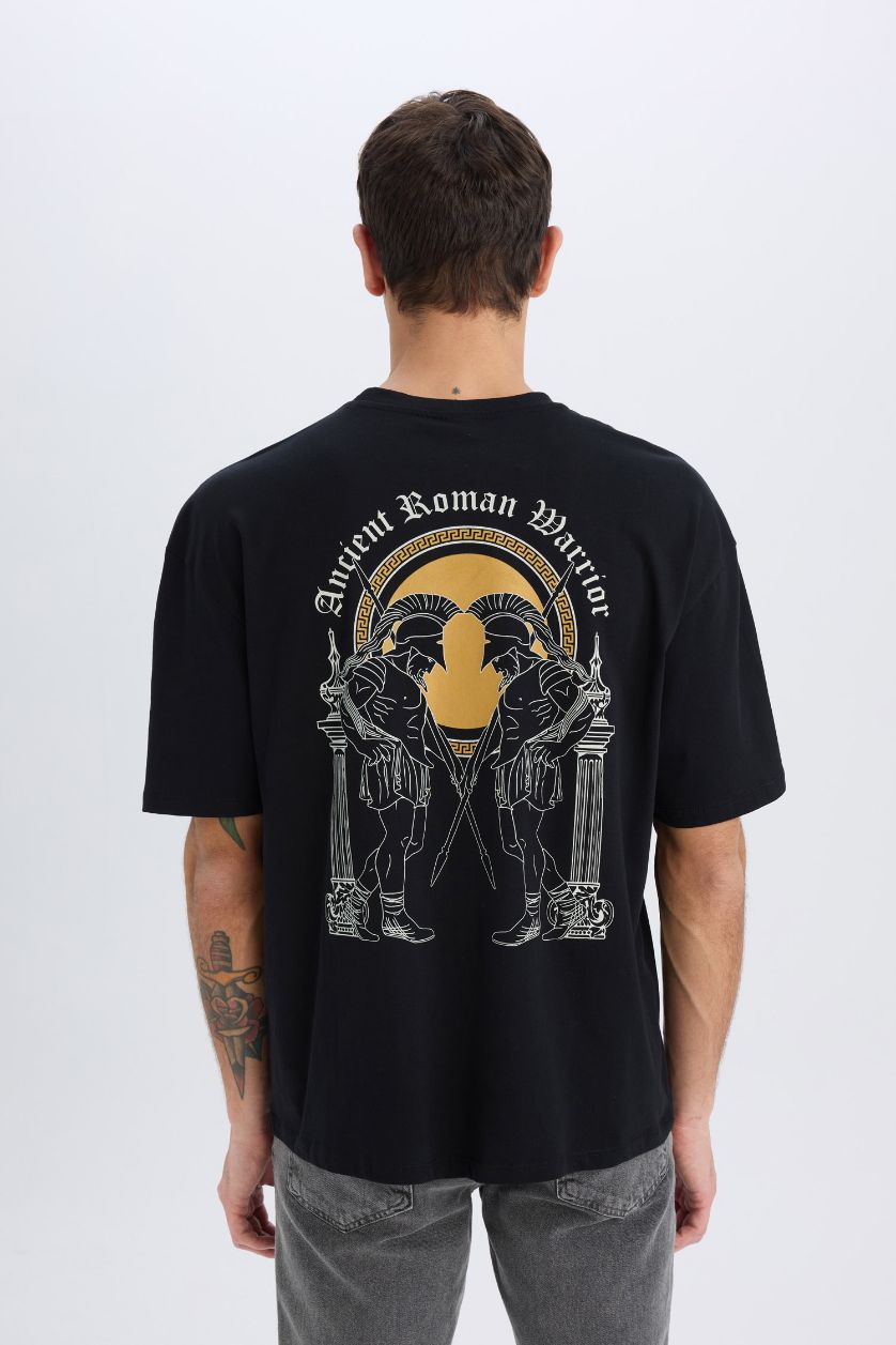 Erkek Siyah %100 Pamuk Oversize Geniş Kalıp Bisiklet Yaka Sırt Baskılı Kısa Kollu Tişört