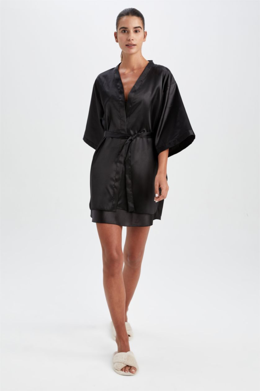 Woman Black Regular Fit Robe