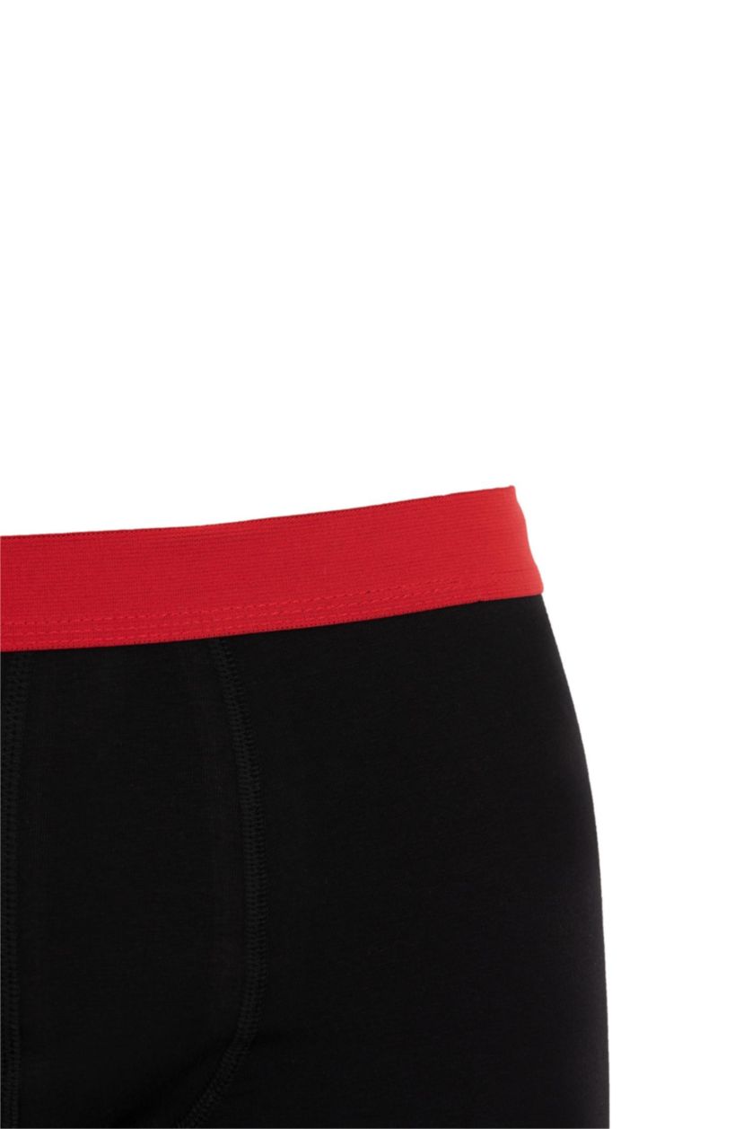 رجال أسود بوكسر قصة عادية