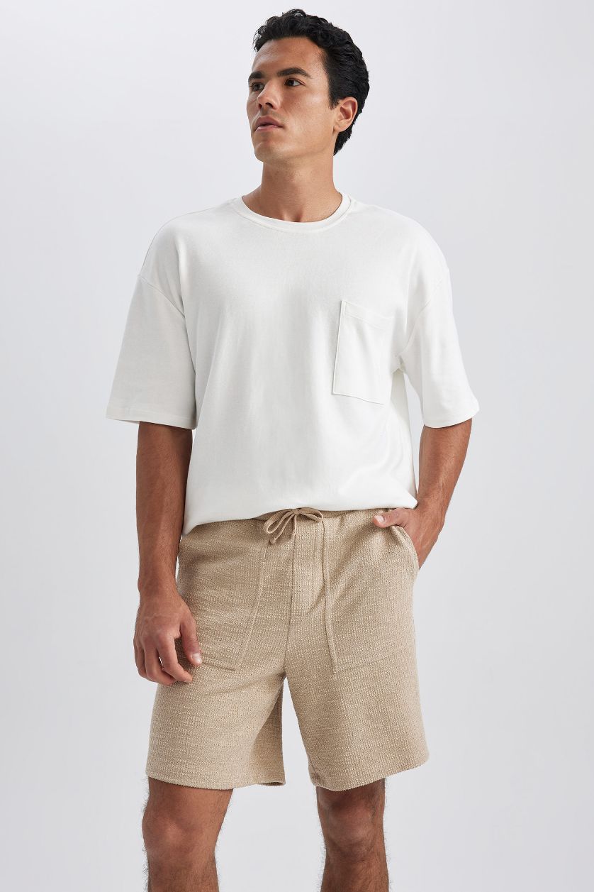 Мужчины Бежевый Бермуды стандартного кроя