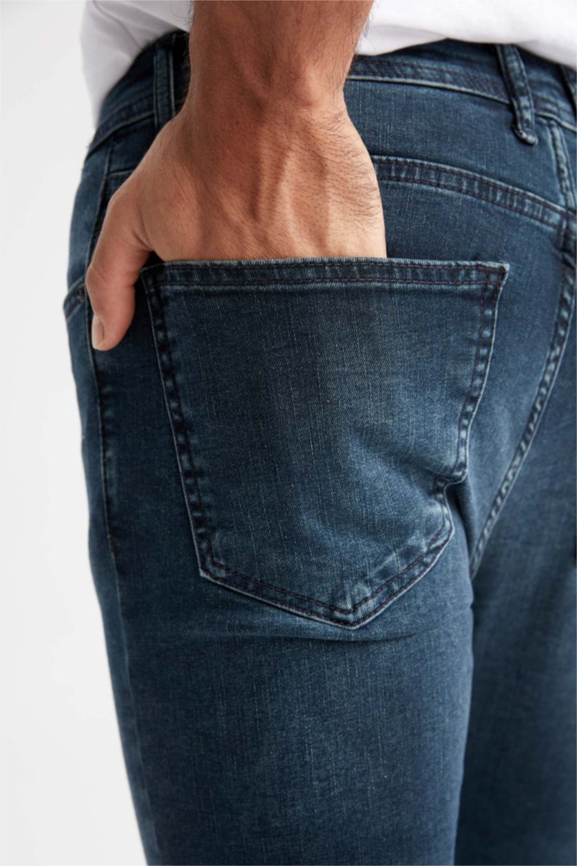 MAN Dark Green Super Skinny Trousers