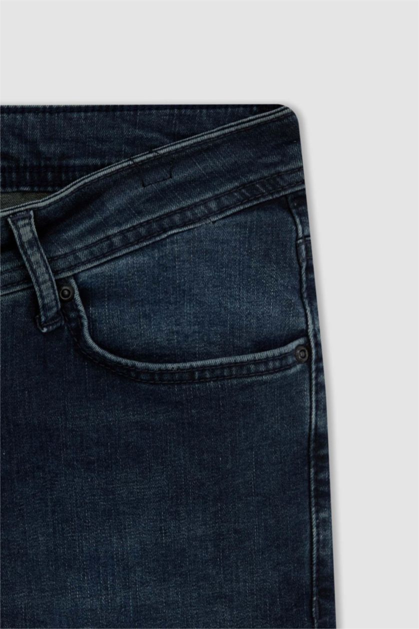 MAN Dark Green Super Skinny Trousers