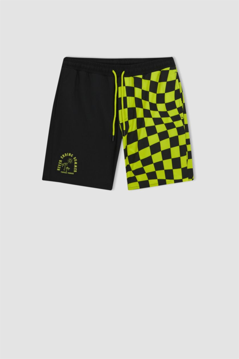 MAN BRIGHT LT.GREEN Stretchy Textured Knee Length Swimming Shorts