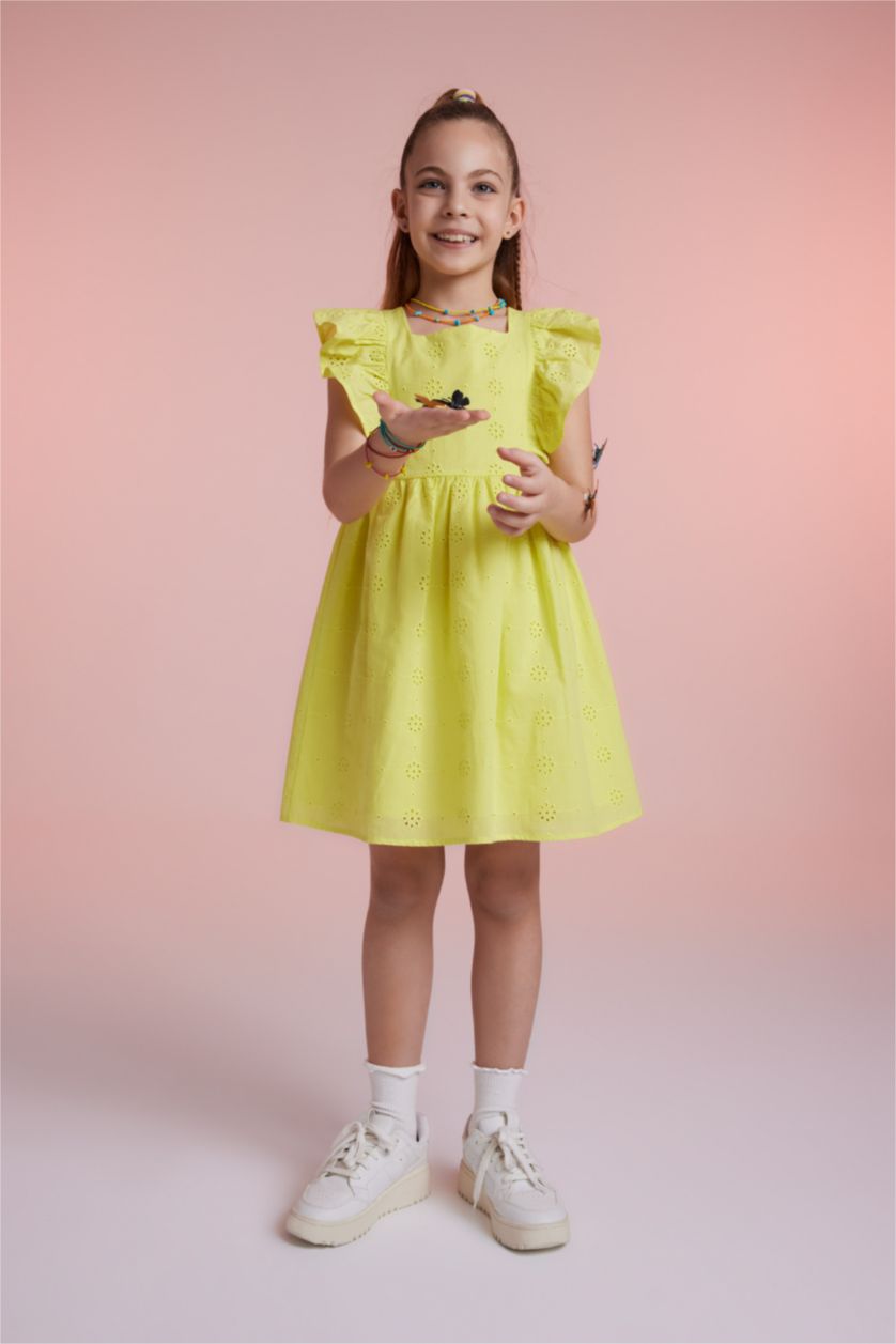 FILLES Vert Clair Robe Brodée Coupe Classique