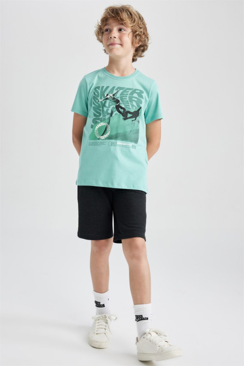 أولاد أخضر فاتح طقم اولادي شورت تيشيرت - قطعتين