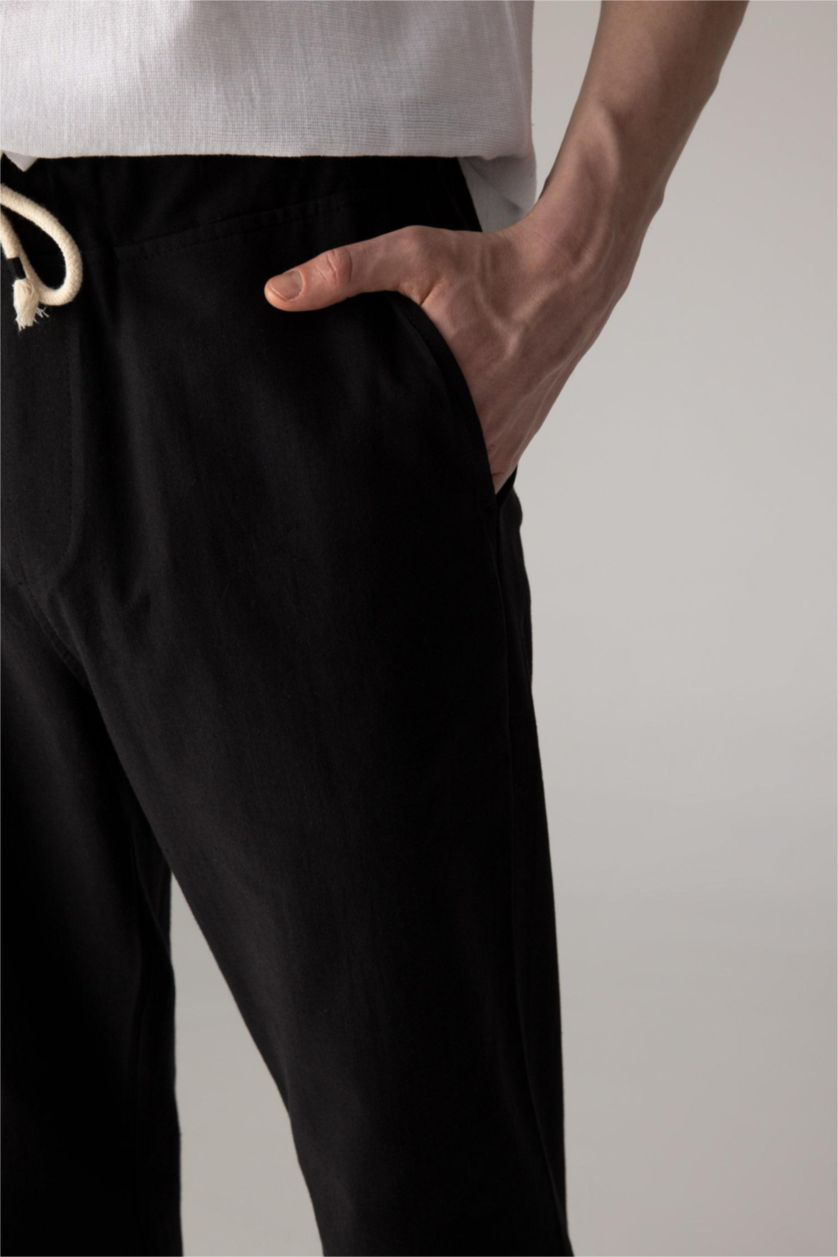 MAN Black jogger Trousers