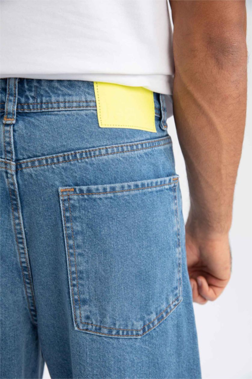 MAN Light Blue Baggy Fit Wide Pattern Normal Waist Wide Leg Jeans