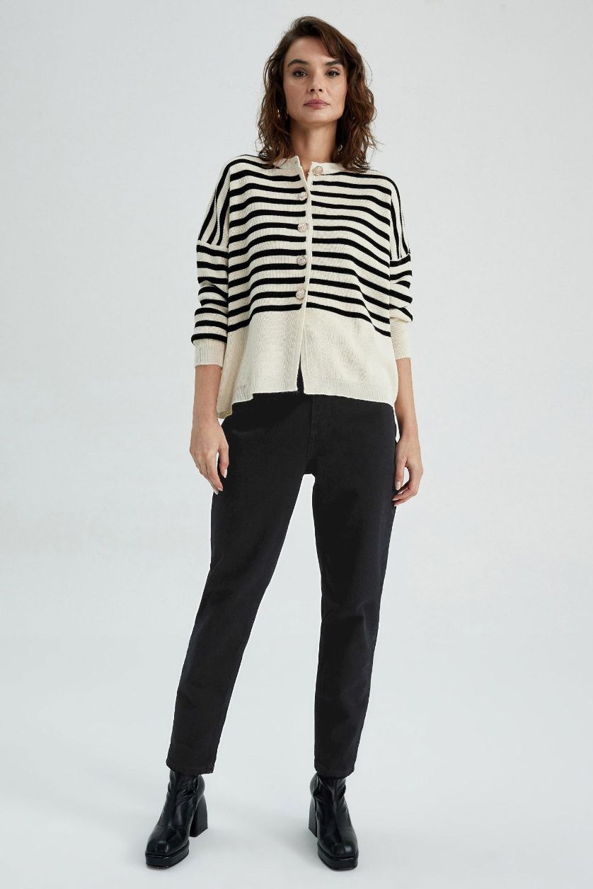 Woman Black Lina Comfort Fit High Comfortable Fit Slim Leg Jeans