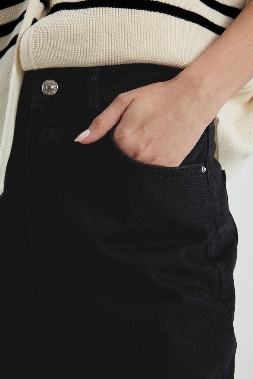 Woman Black Lina Comfort Fit High Comfortable Fit Slim Leg Jeans