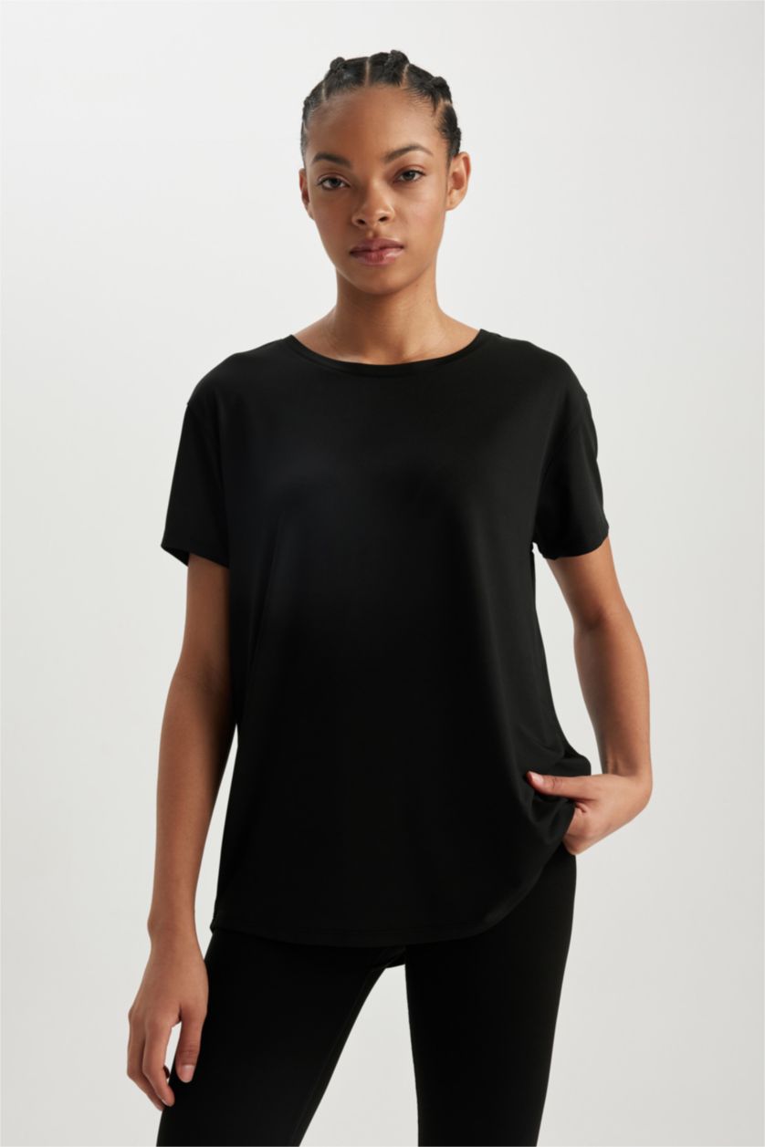 نساء أسود تيشيرت نص كم قصة مريحة برقبة مستديرة