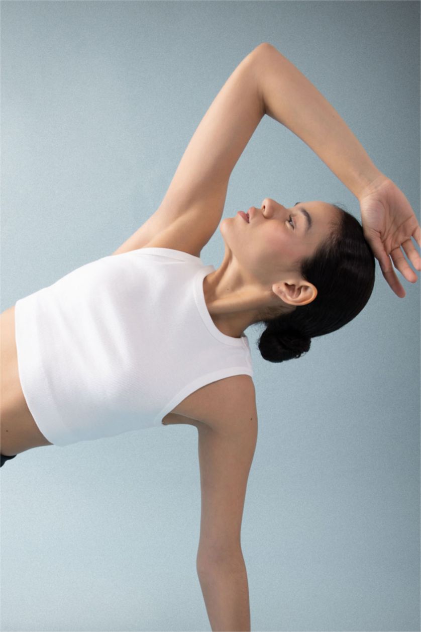 WOMAN Ecru Slim Fit Ribbed Sports Crop Top