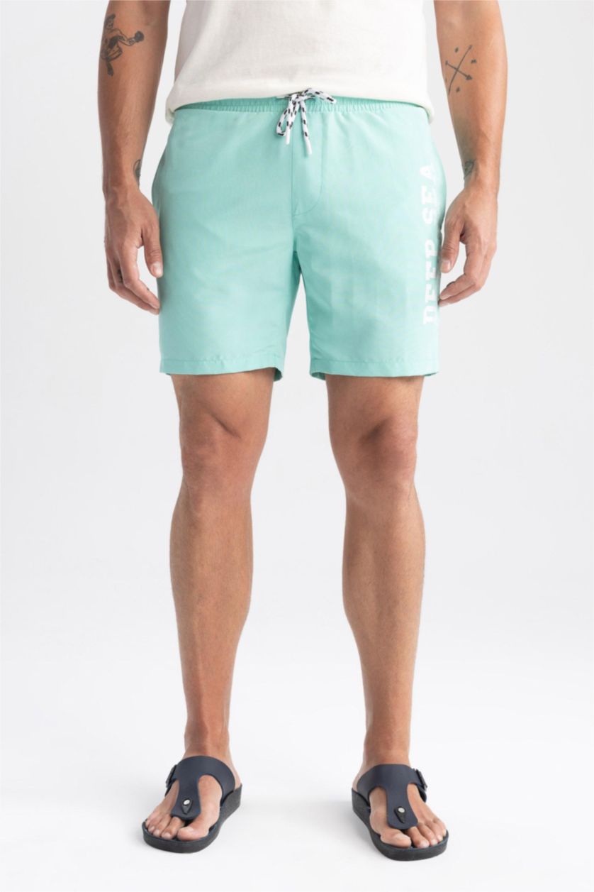 MAN Mint Regular Fit Midi Beach Shorts