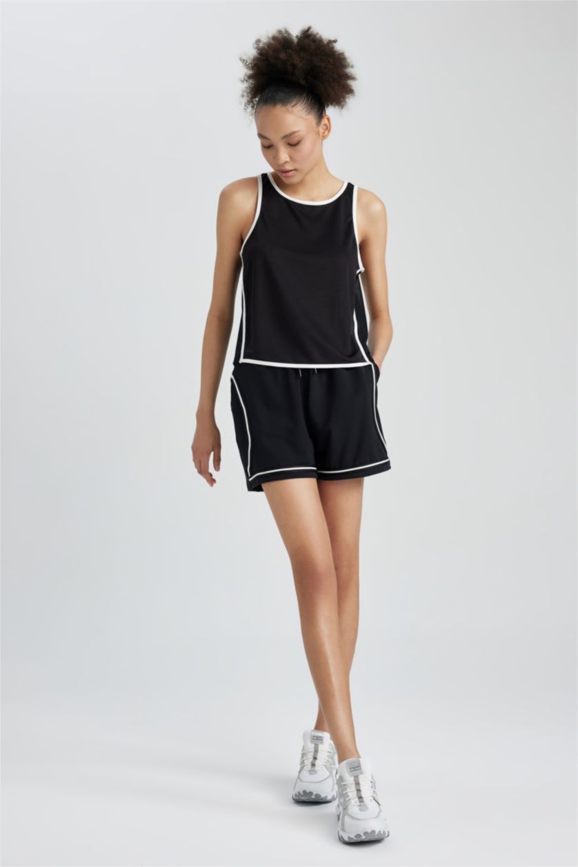 حريمي أسود شورت رياضي قصة عادية بجيب من DeFactoFit