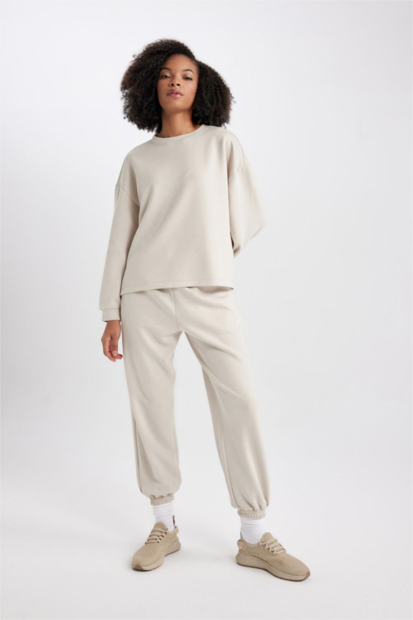 FEMME Beige Pantalon de Jogging Oversize de Defactofit