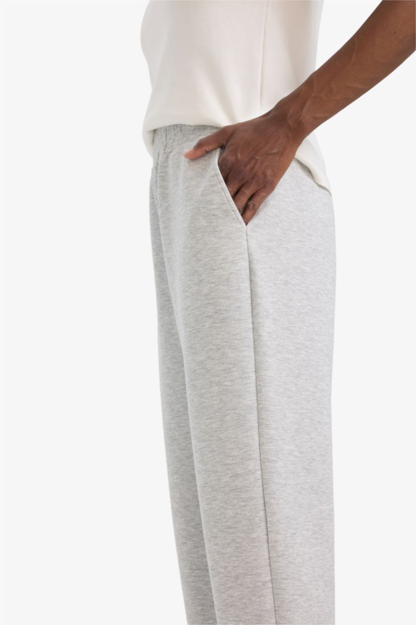 FEMME Gris Pantalon Jogging de sport à poches en tissu scuba Coupe standard de DeFactoFit