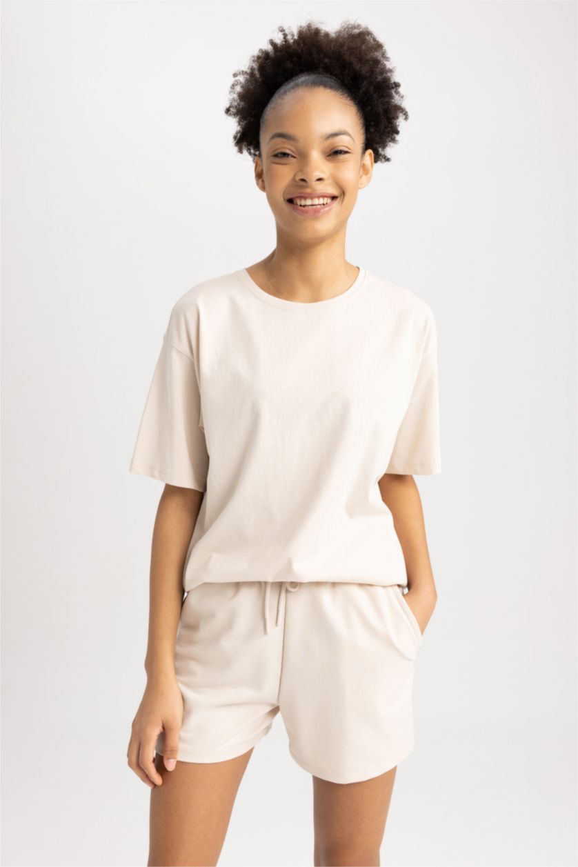 WOMAN Ecru DeFactoFit Standard Fit Sports Thin Fabric Shorts