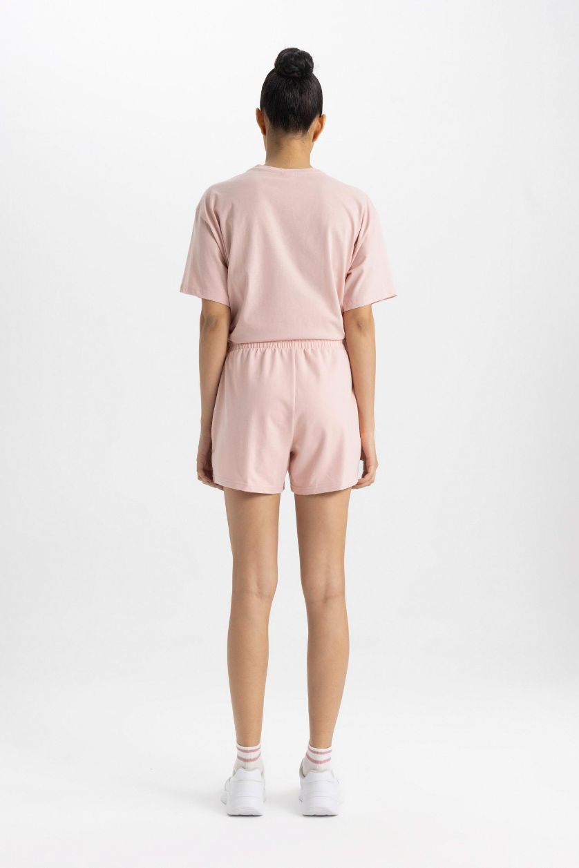 حريمي زهري شورت قصير قصة عادية من DeFactoFit