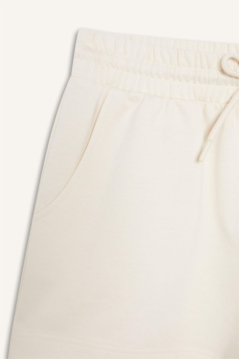 Kadın Kum Standart Fit Sporcu Kısa Paça Basic Düz Şort