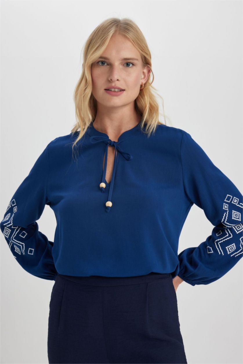 WOMAN NAVY Traditional Regular Fit Long Sleeve Blouse