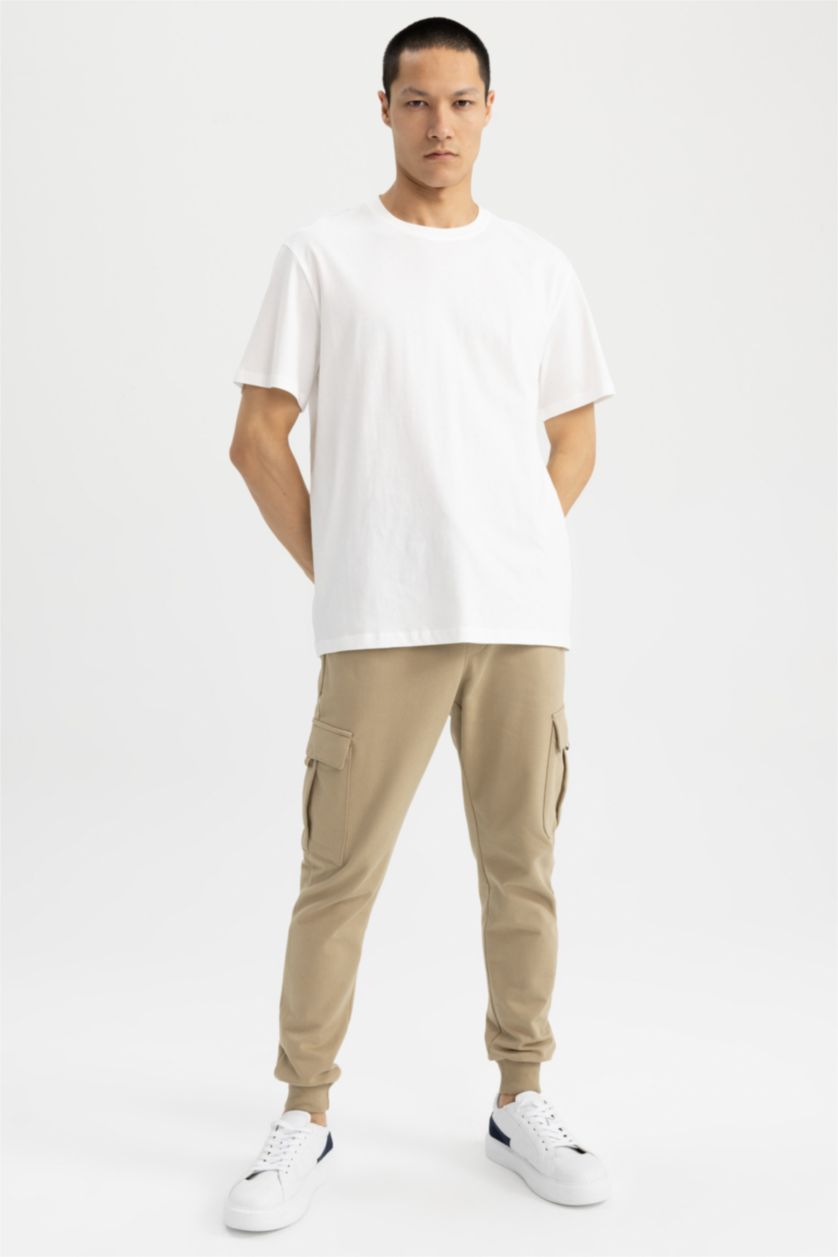 MAN White New Regular Fit Crew Neck T-Shirt