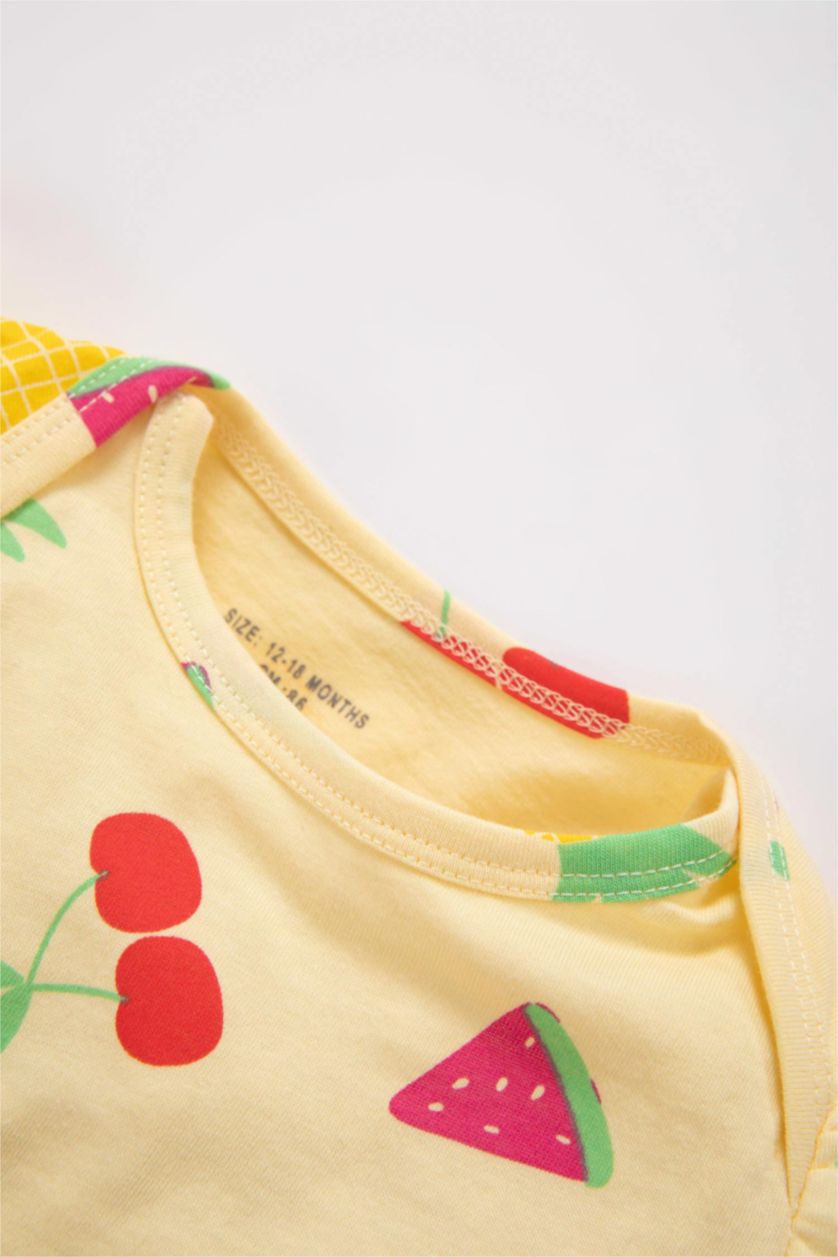 طفلة صغيرة أصفر فاتح جمبسوت بناتي بنقشة الفاكهة ممشط - قطعتين