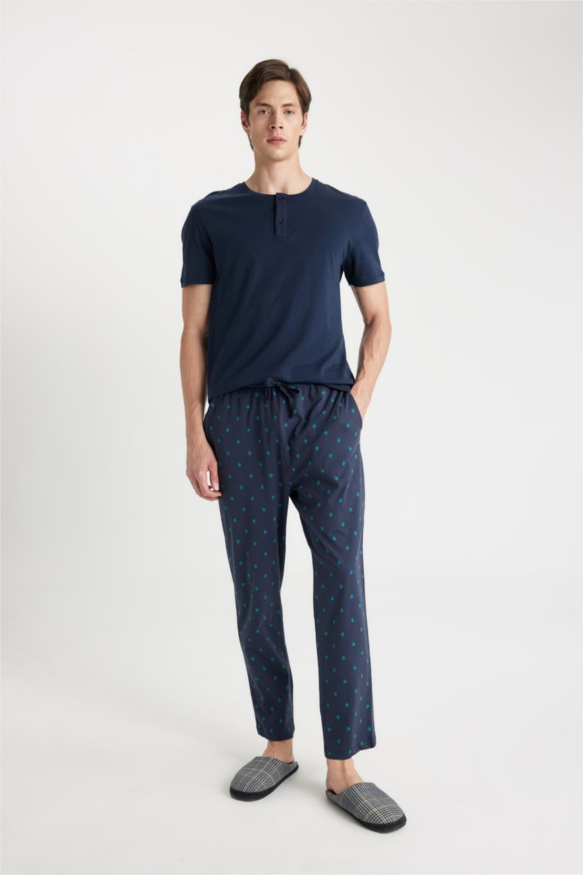 MAN NAVY Regular Fit Bottom