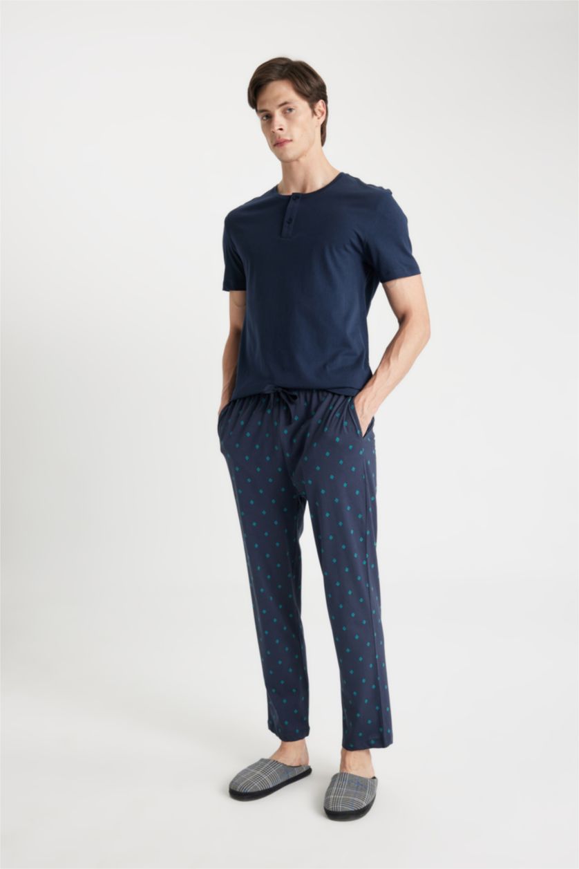 MAN NAVY Regular Fit Bottom