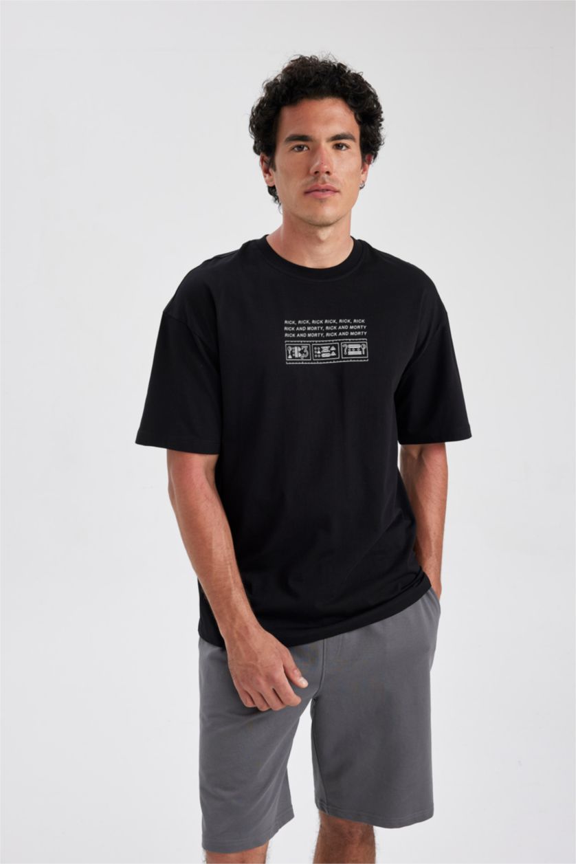 MAN Black Comfort Fit Short Sleeve T-Shirt