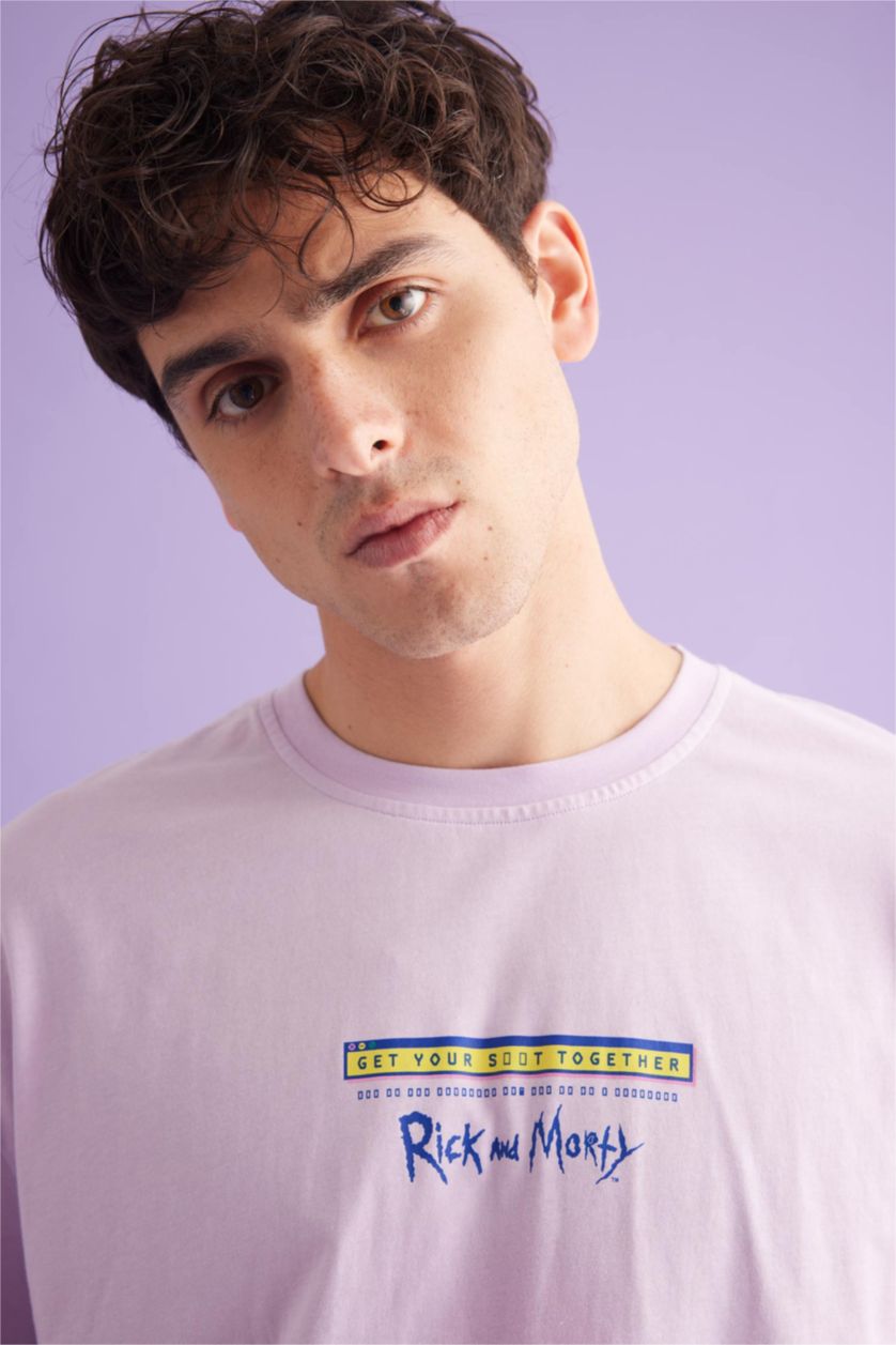 Мужчины Сиреневый Футболка Rick and Morty комфортного кроя