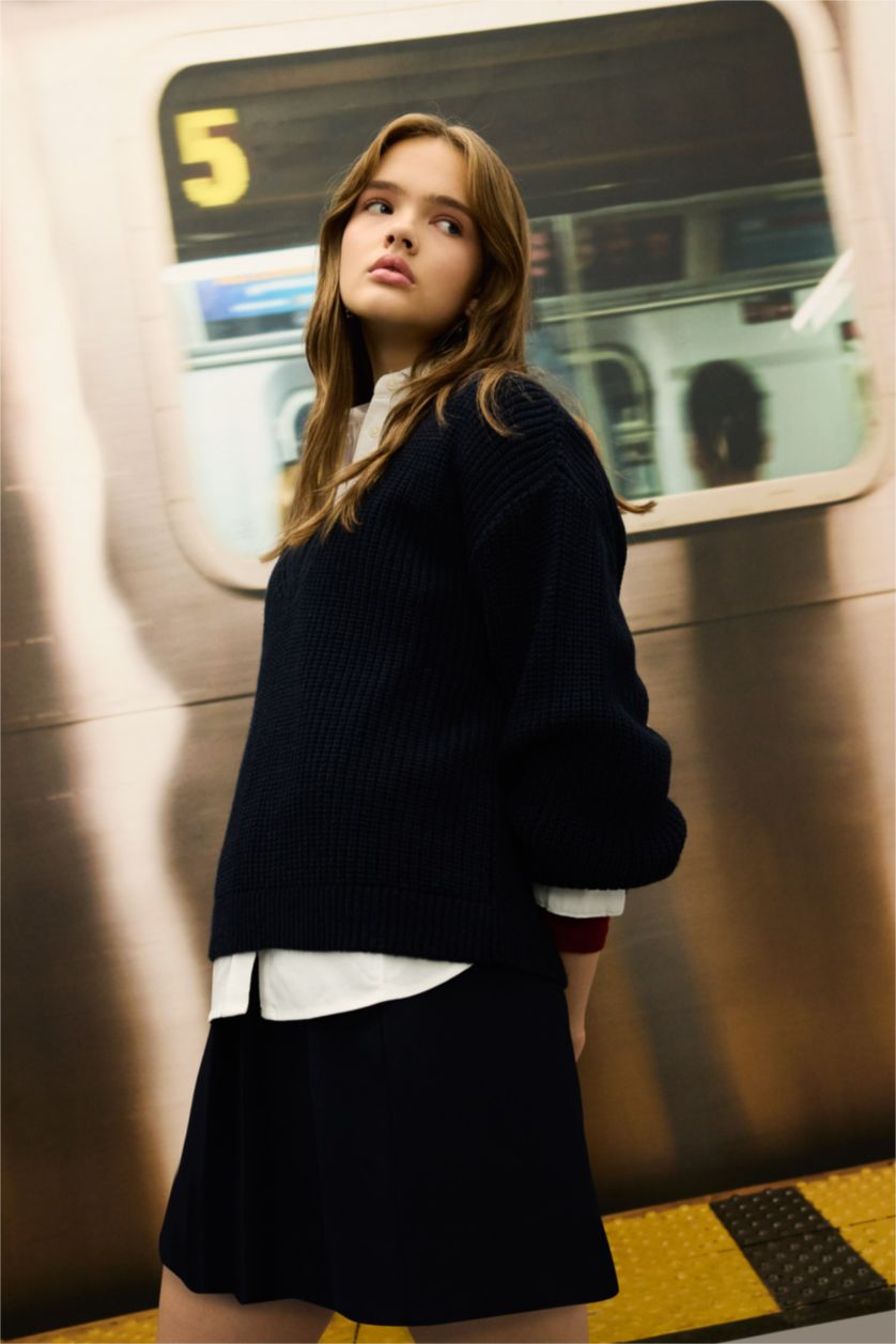 WOMAN NAVY Oversize Fit V-neck Knit Pullover