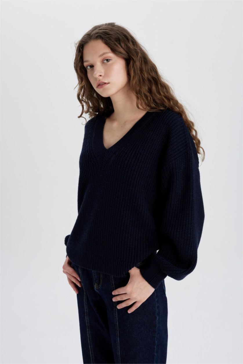 WOMAN NAVY Oversize Fit V-neck Knit Pullover