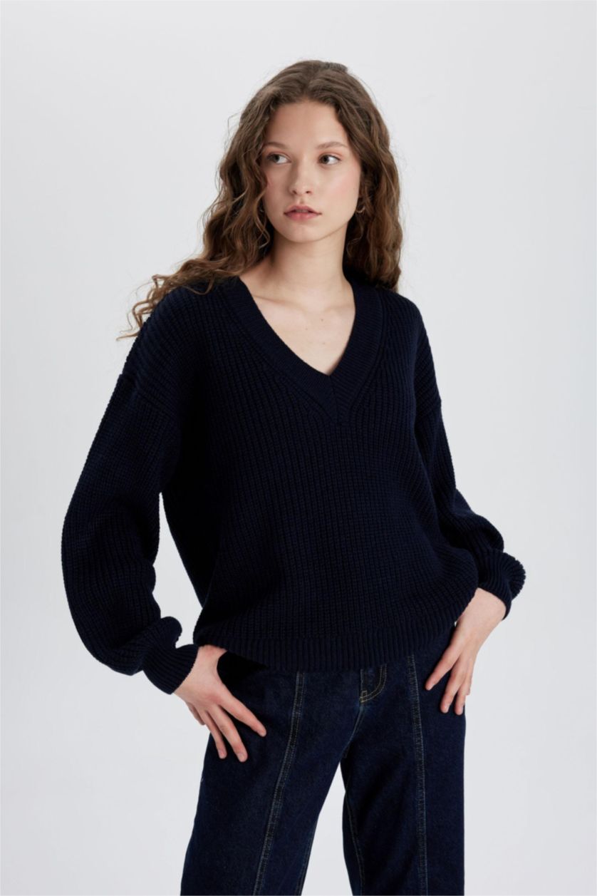 WOMAN NAVY Oversize Fit V-neck Knit Pullover