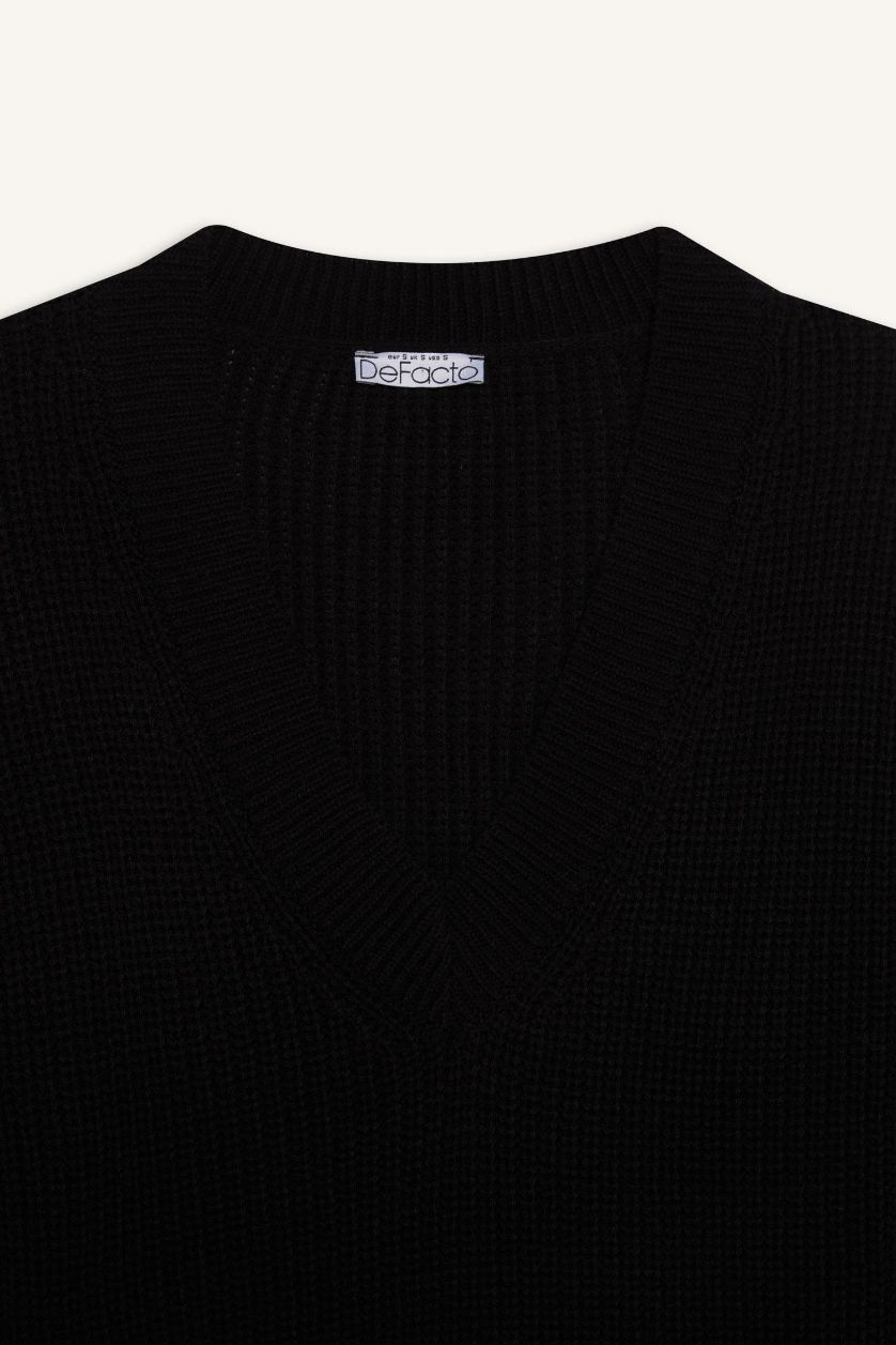 حريمي أسود بلوفر تريكو اوفر سايز بياقة V