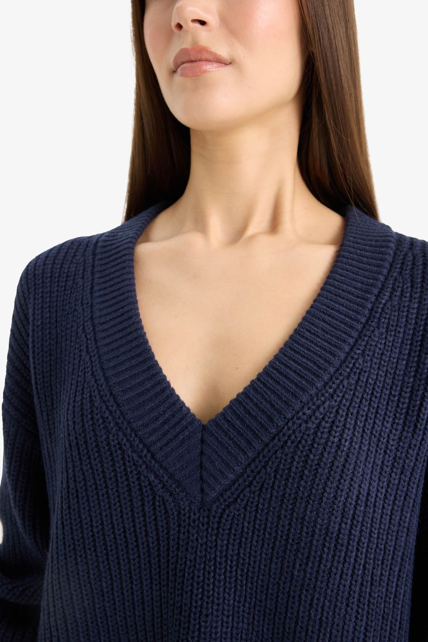 Kadın Lacivert Oversize Geniş Kalıp V Yaka Triko Kazak