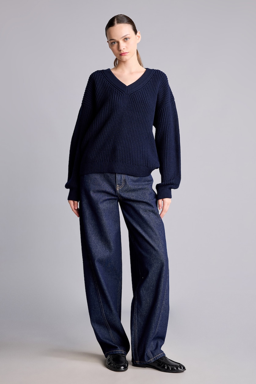 WOMAN NAVY Oversize V-Neck Pullover