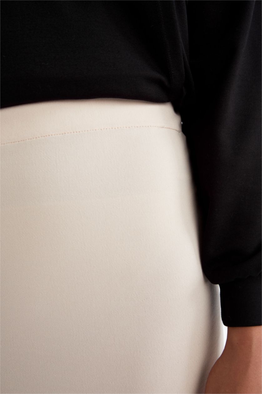 FEMME Beige Jupe Midi à coupe régulière