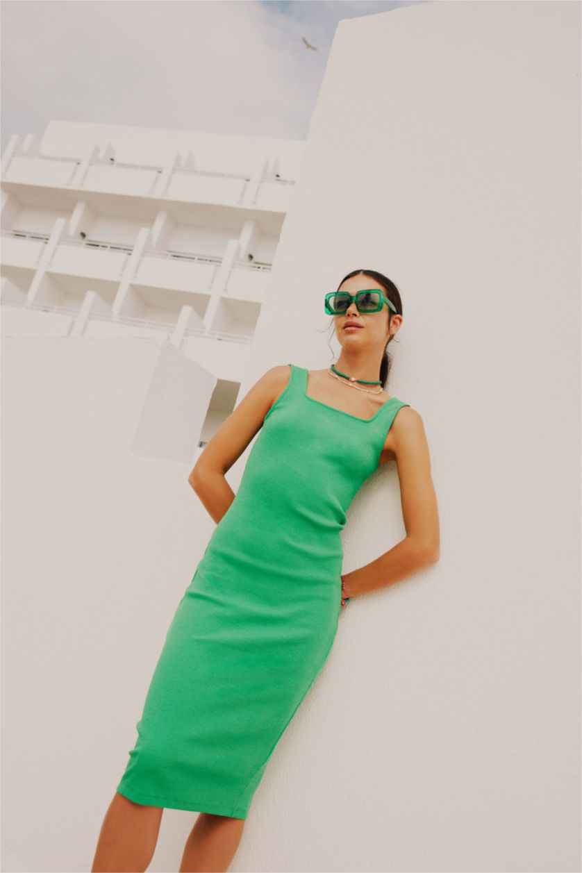 FEMME Vert Camisole Midi Dress